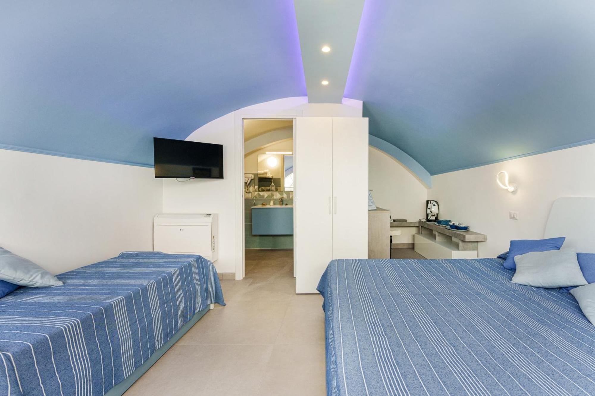 Le Rondinelle Rooms Procida Zewnętrze zdjęcie